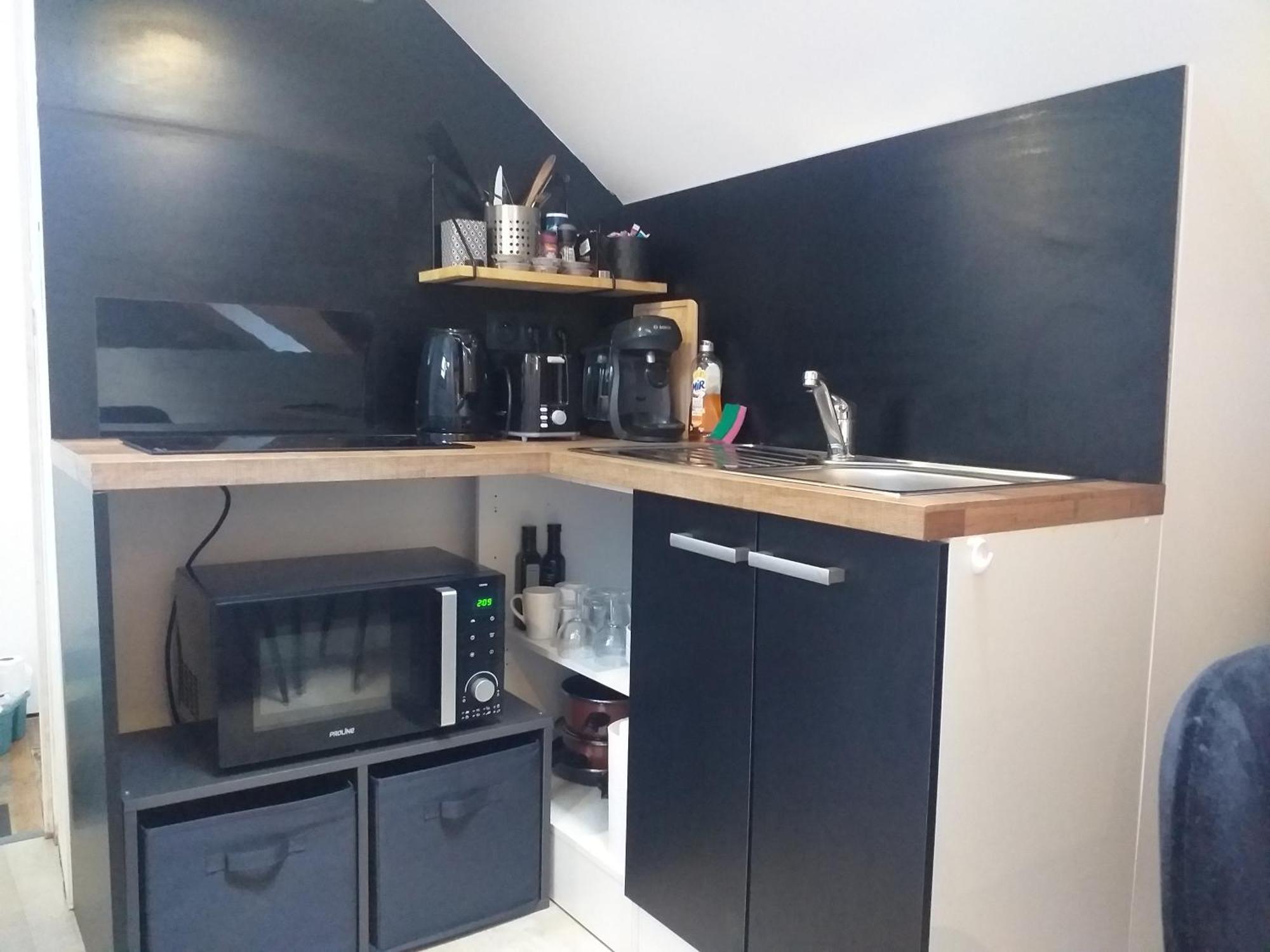 Les Volets Bleus - Deux Appartements Et Un Studio, Jardin Bourges Oda fotoğraf