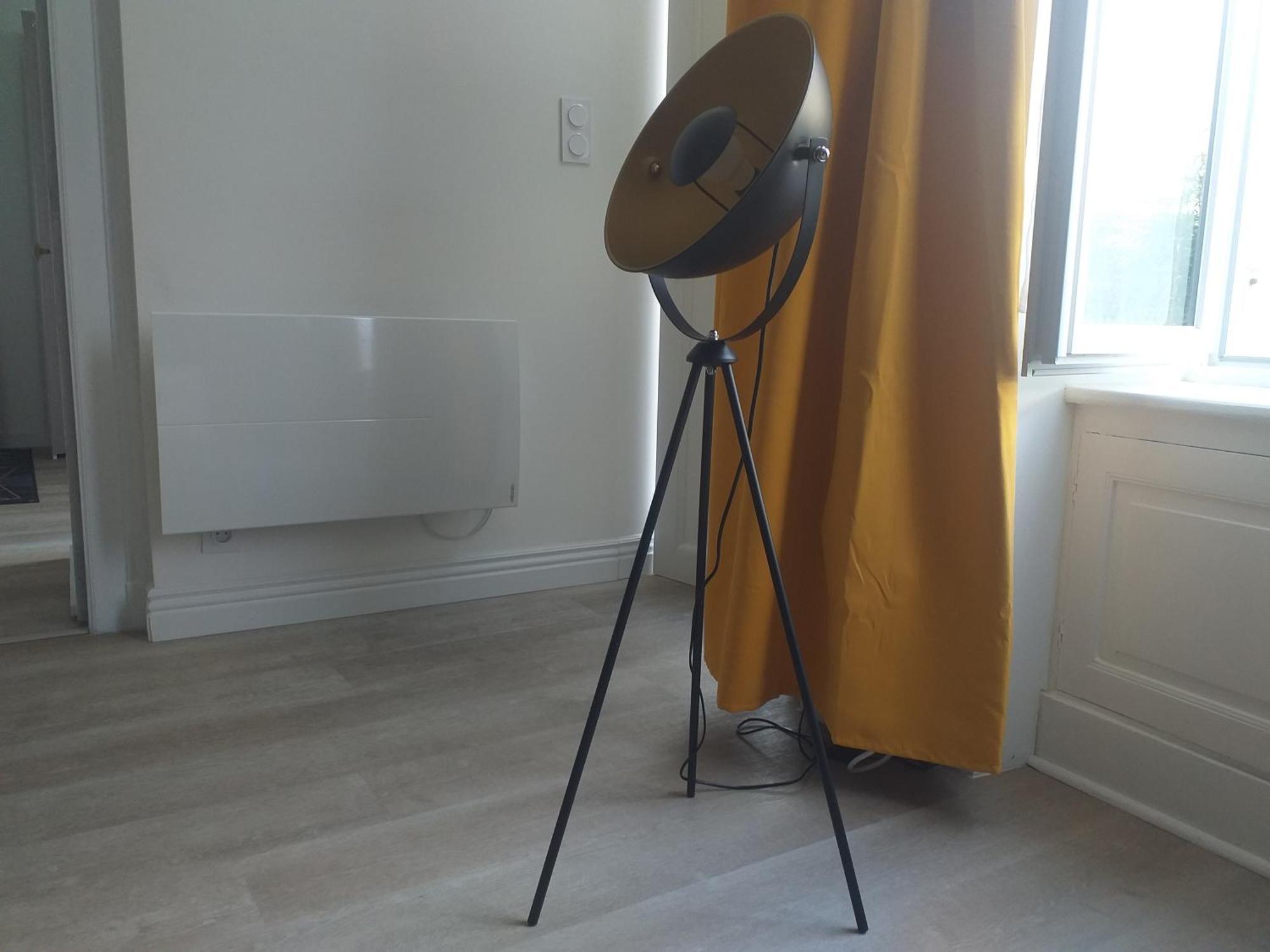 Les Volets Bleus - Deux Appartements Et Un Studio, Jardin Bourges Oda fotoğraf