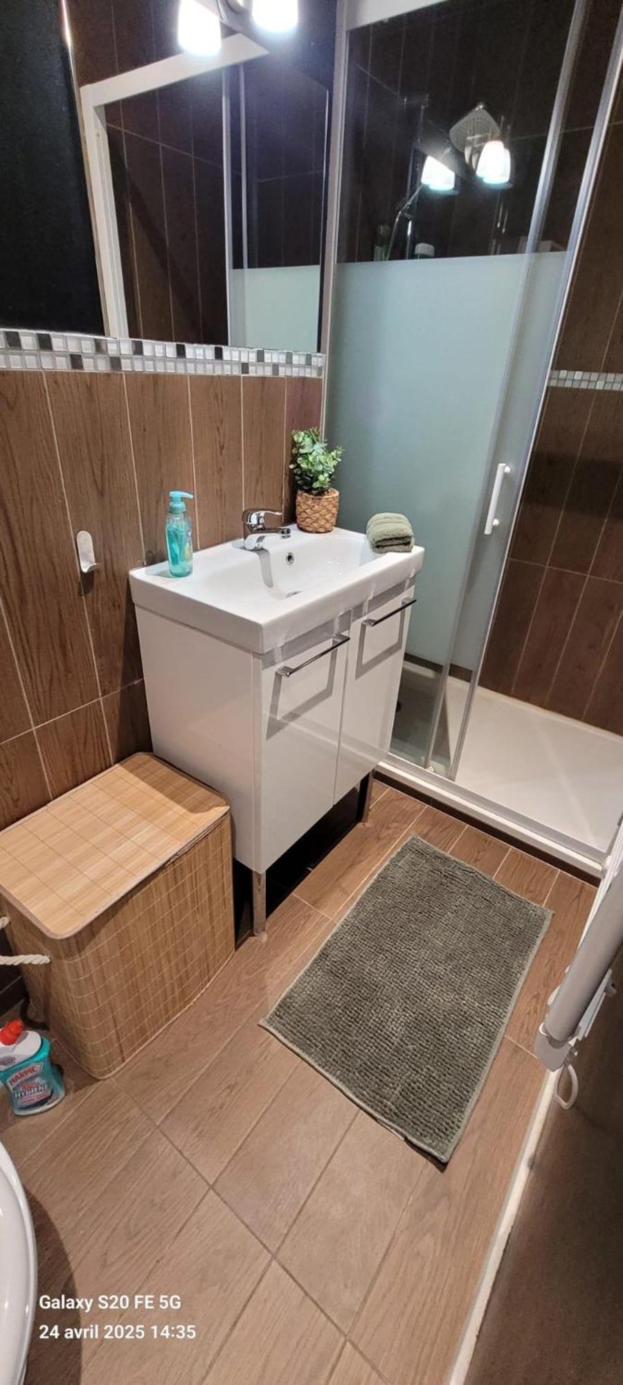 Les Volets Bleus - Deux Appartements Et Un Studio, Jardin Bourges Dış mekan fotoğraf